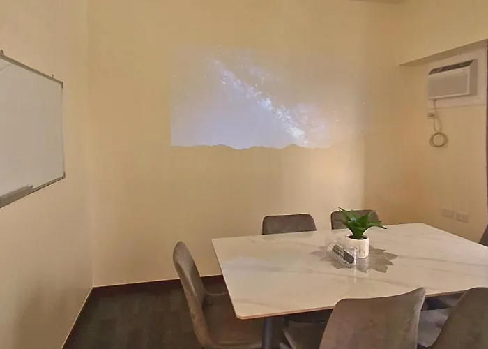 2br Staycation With Movie Projector Apartment Manila